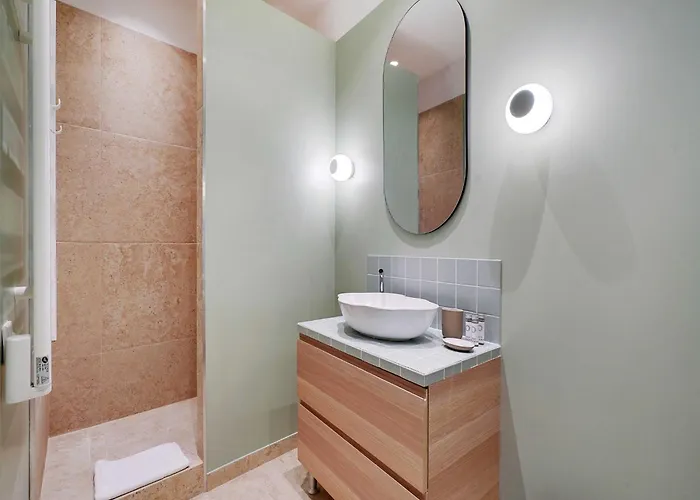 Lejlighed Charming Flat 1bdr 2p - Ternes Niel